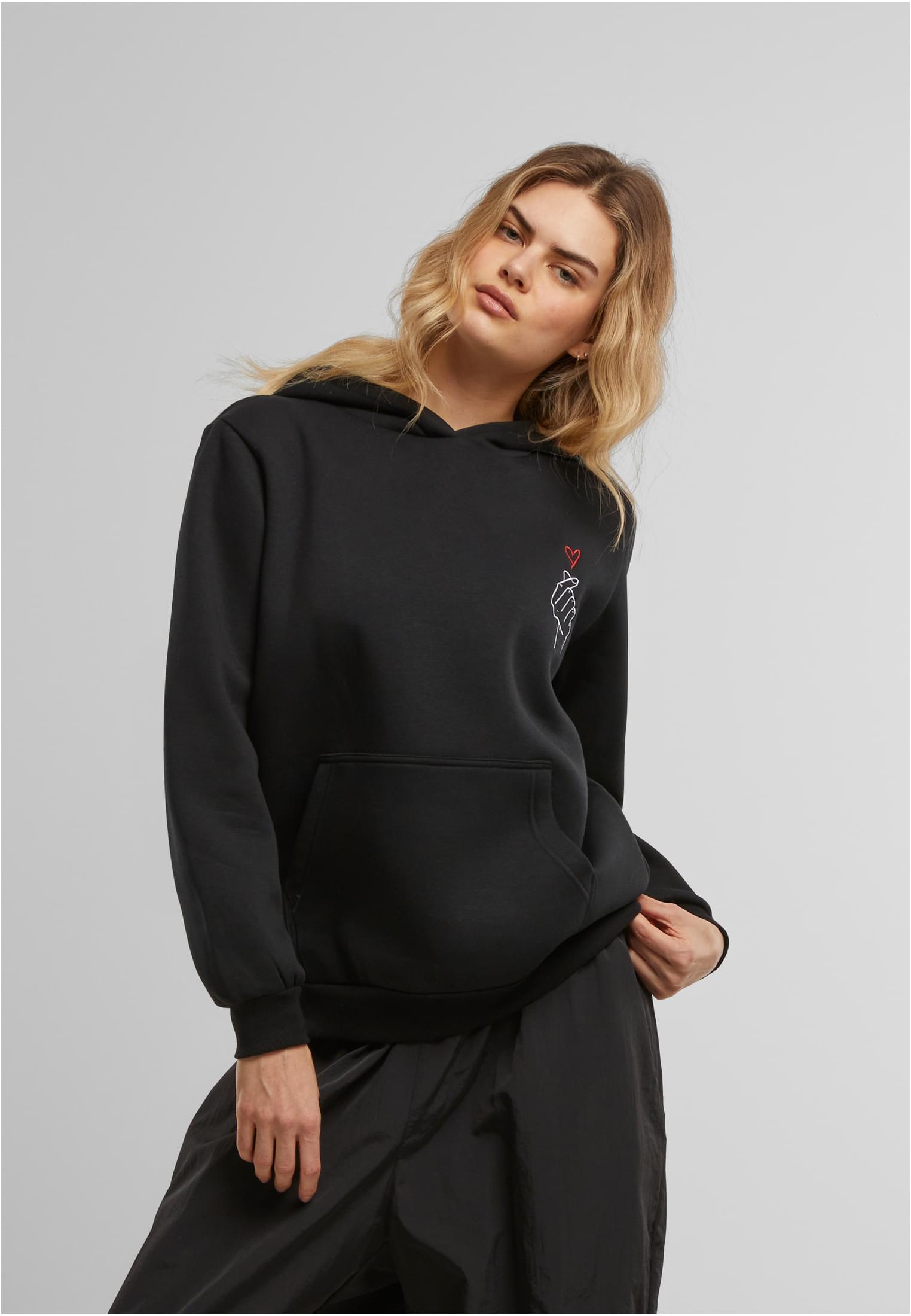 Miss Tee Heart Fluffy Hoody Black